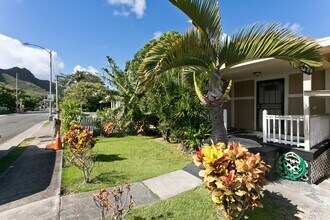Building Photo - 3609 Leahi Ave