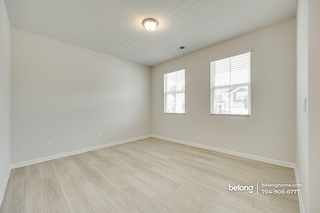 Foto del edificio - 4205 Matindale Wy