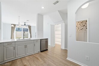 Building Photo - 3009 Palmetto Oak Dr