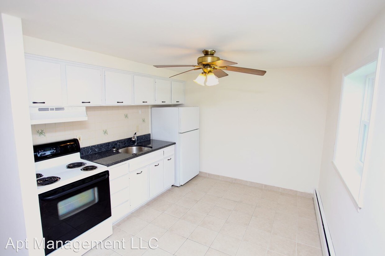 21 Morton Ave, Ridley Park, PA 19078 Condo for Rent in Ridley Park