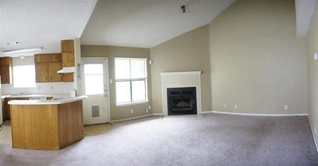 Building Photo - Welcome to 1310 Opal Unit A