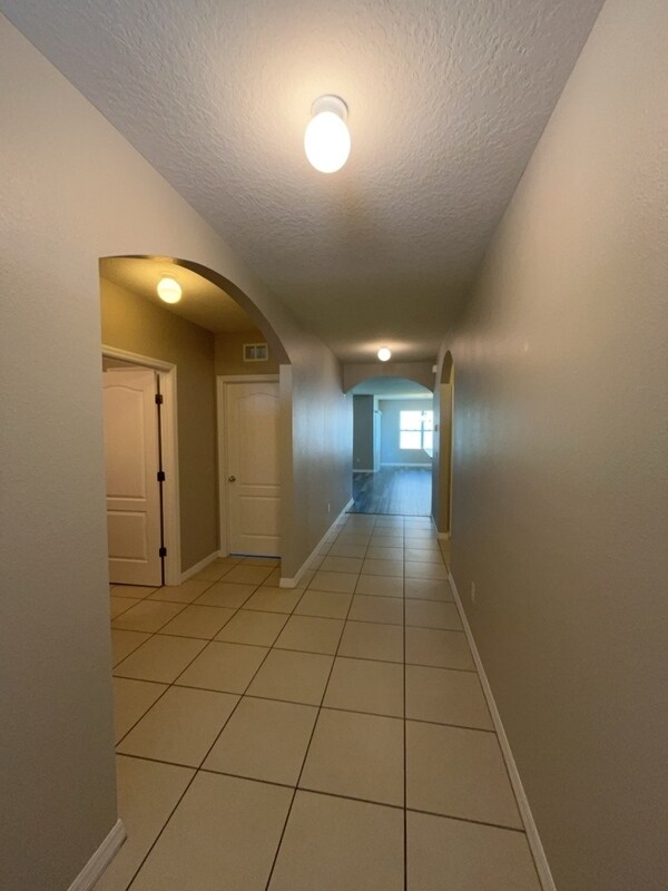 Foto del edificio - 4140 Sophia Blvd
