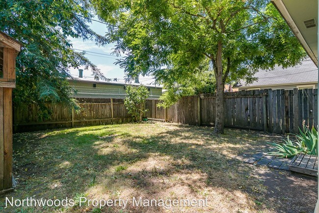 Foto del edificio - 70 Lawrence St