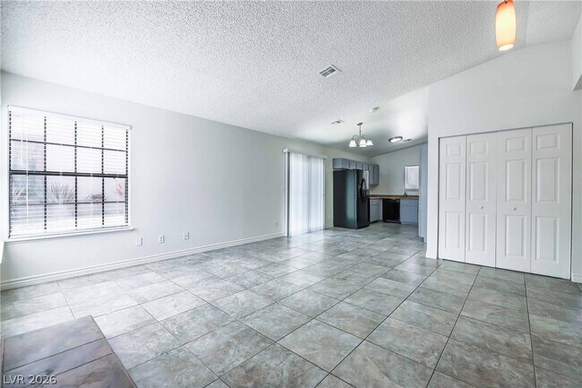 Foto del edificio - 7420 Lattimore Dr