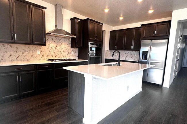 Foto del edificio - 3501 N Buchanan Wy