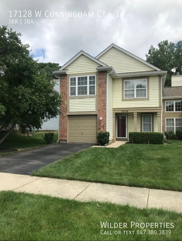 Primary Photo - 17128 W Cunningham Ct