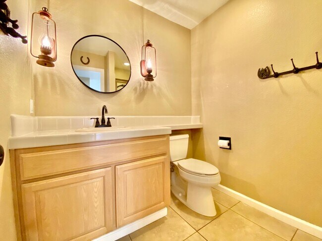 Foto del edificio - 17641 River Run Rd