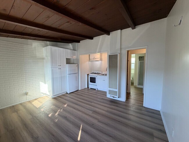 Foto del edificio - 12333 Havelock Ave