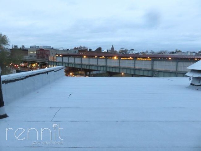 Foto del edificio - 960 Hancock St