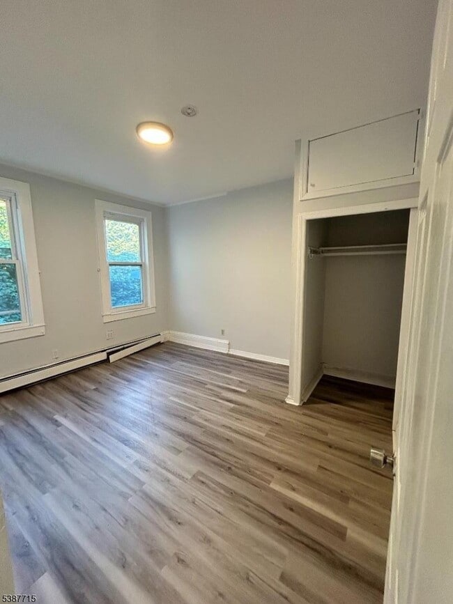 Foto del edificio - 170 Claremont Ave