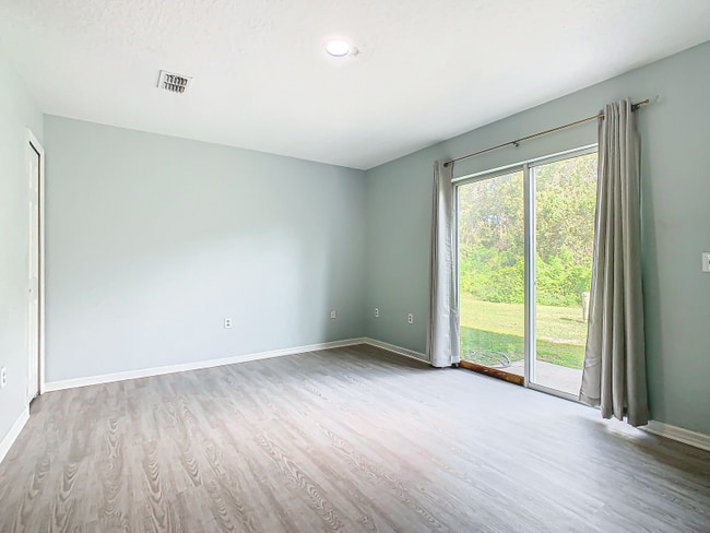 Building Photo - 249 Royal Palm Dr
