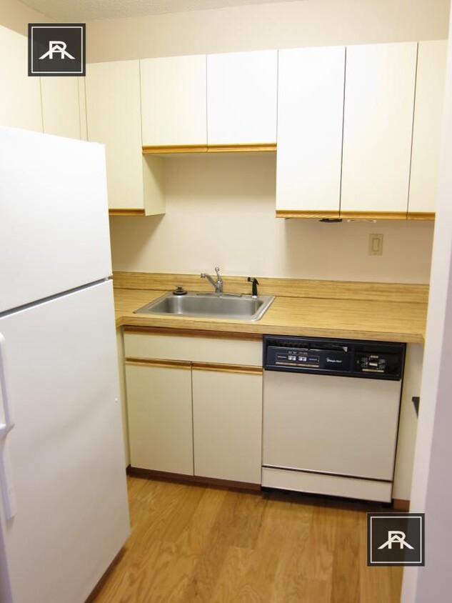 Primary Photo - 1 bedroom in Quincy MA 02171