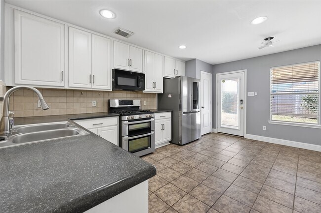 Foto del edificio - 29603 Golden Vines Ln