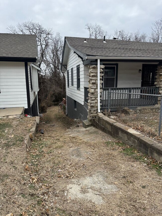 Foto del edificio - 3079 N 21 St