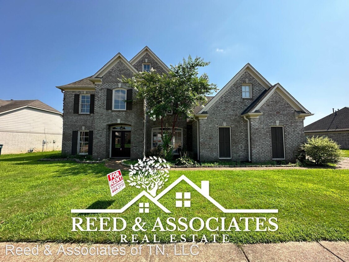 Foto principal - 4 br, 2.5 bath House - 2889 S. Cherry Drive