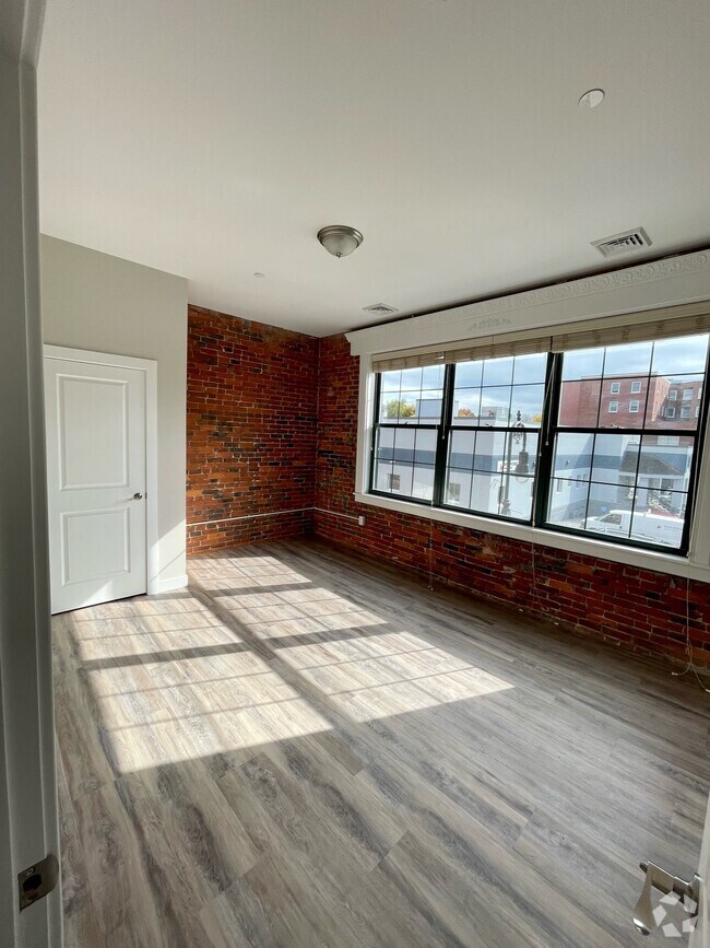 Cultural District Apartments under 700 Manchester, NH 9 Rentals