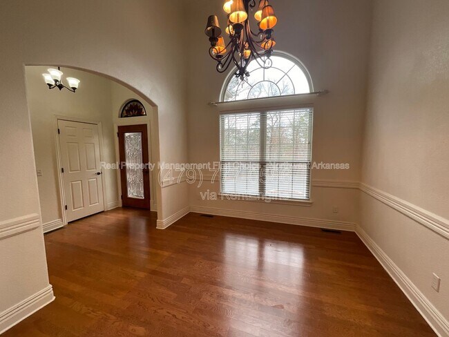 Foto del edificio - 1 Dent Ln