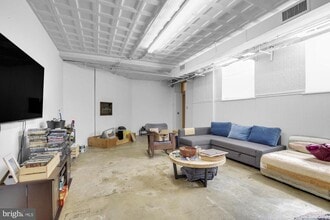 Building Photo - 2512 E Lehigh Ave