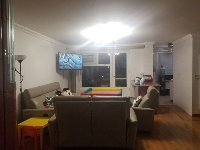 Foto del edificio - 9707 63rd Rd