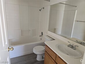 Building Photo - 4550 Fabor Way