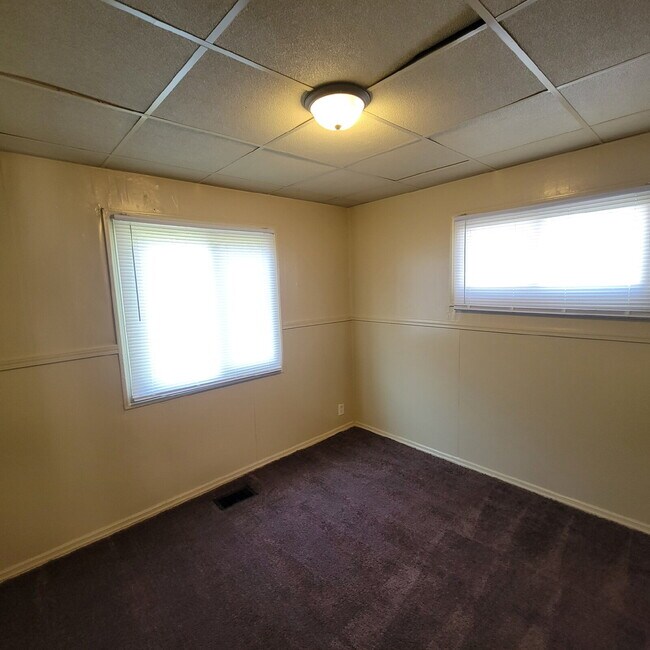 Foto del edificio - Near Southeast 2BR House w/Garage!