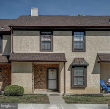Building Photo - 208 Allens Ln