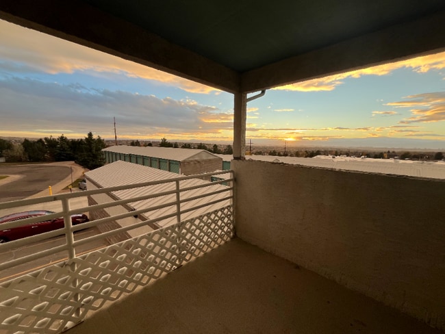 Building Photo - 20210 E Smoky Hill Rd