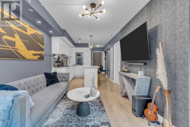 Photo du bâtiment - 576 Front St W