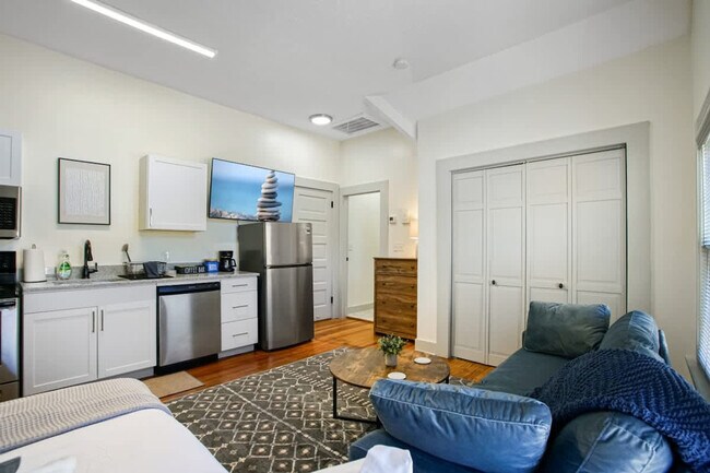 Foto del edificio - 1848 E 89th St