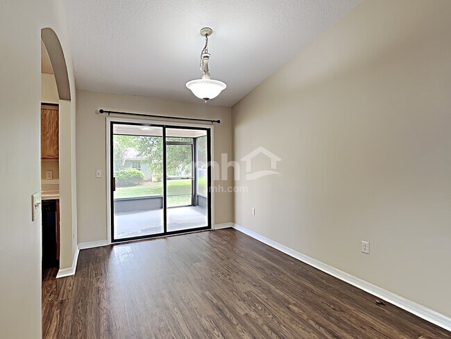 Foto del edificio - 4975 Marsh Harbor Dr