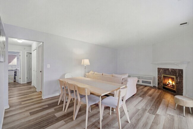 Foto del edificio - 2113 Ammer Ridge Ct