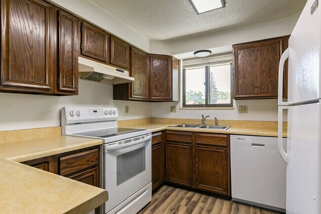 Foto del edificio - 390 Knotty Pl
