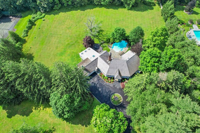 Foto del edificio - 6 Reynwood Manor