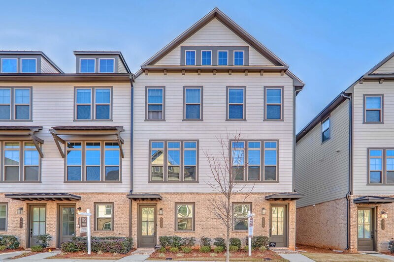 Primary Photo - 3984 Allegretto Cir