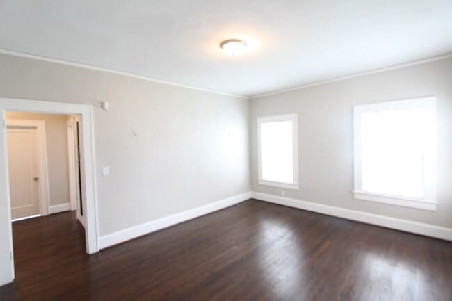 Foto del edificio - New On The Market!! Will not last long at this price. Better Hurry!!