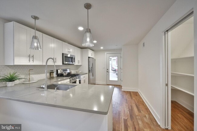 Kitchen - 909 N 20th St