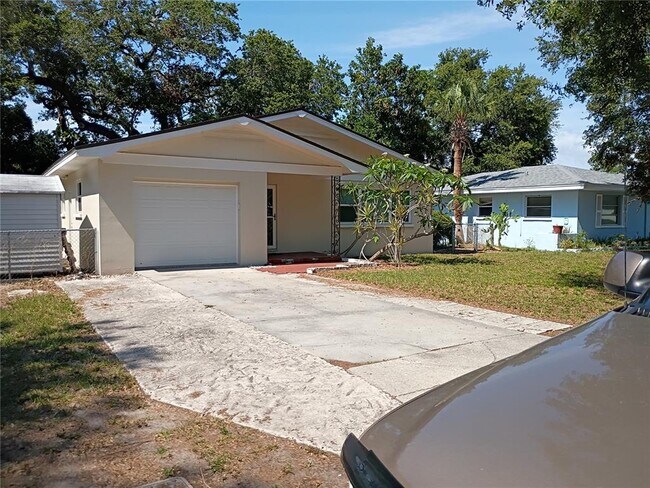 Building Photo - 1536 Illinois Rd