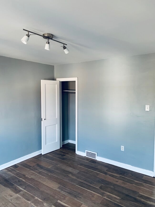 Foto del edificio - 6022 Baltimore Ave