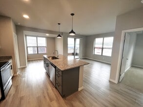 Building Photo - The Summit Residences