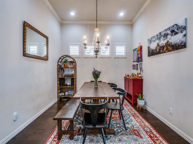 Foto del edificio - 915 Enchanted Wood Dr
