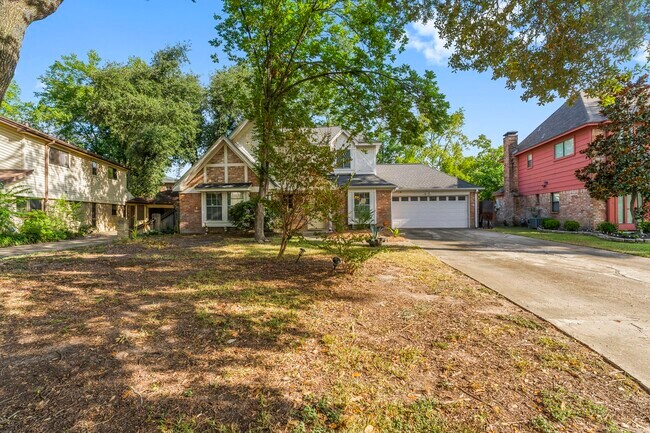 Building Photo - 3318 Candlelon Dr