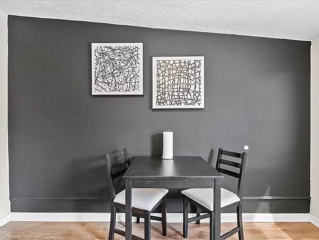 Building Photo - 1210 Arch St