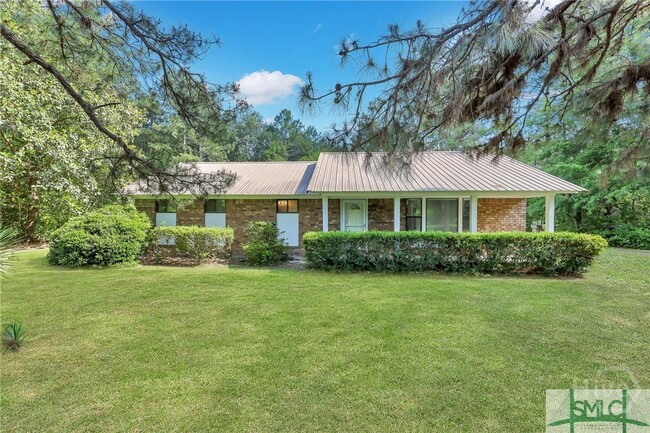 Building Photo - 103 Maple Dr