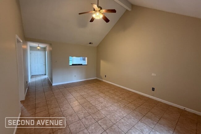 Foto del edificio - 6922 Hillindale Dr