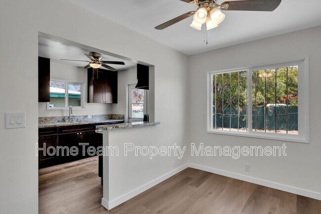 Foto del edificio - 4366 Hilltop Dr