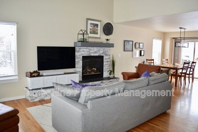Building Photo - 2335 Amberwood Ln