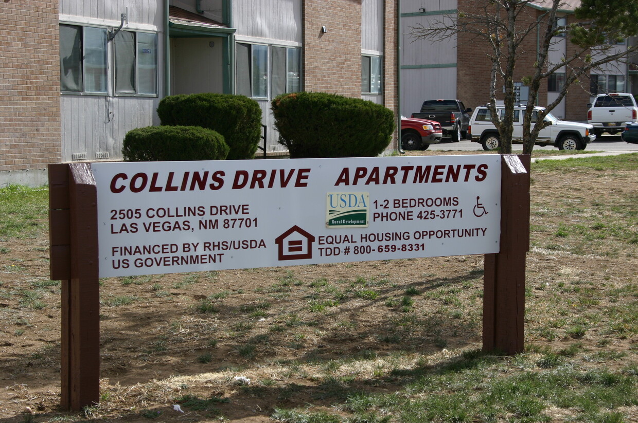 Primary Photo - Collins Drive Apartments