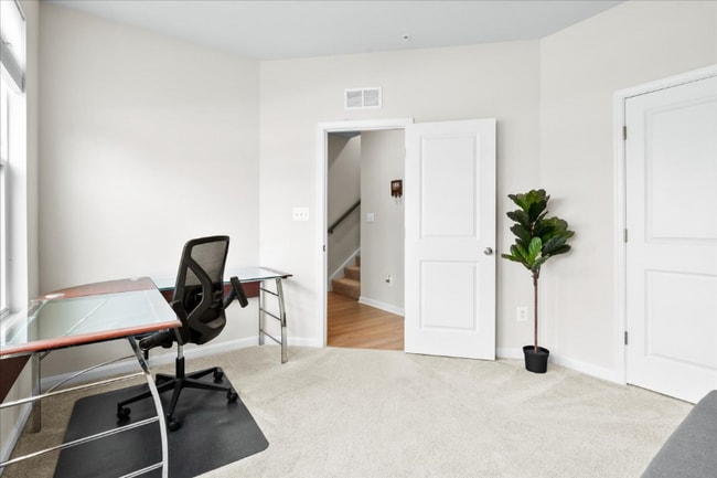 Building Photo - 2583 Grangemill Ln