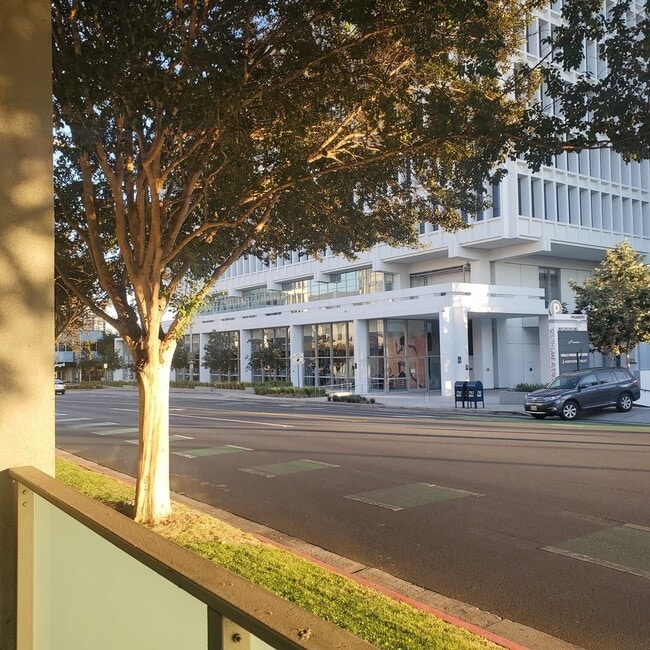 Foto del edificio - 160 S Hudson Ave