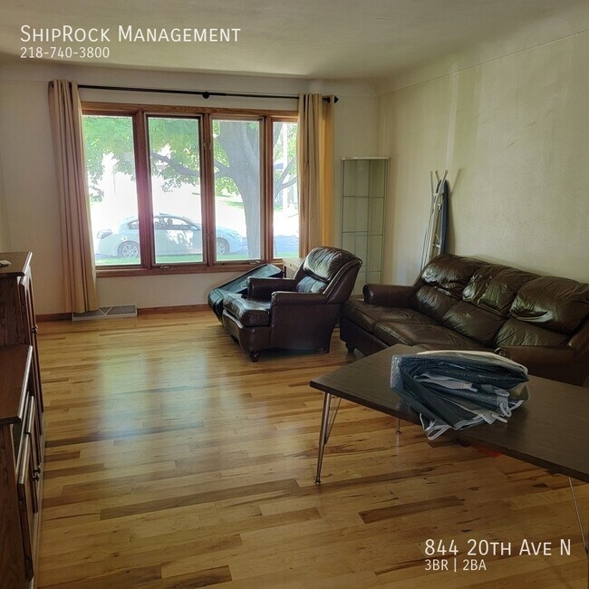 Foto del edificio - 844 20th Ave N